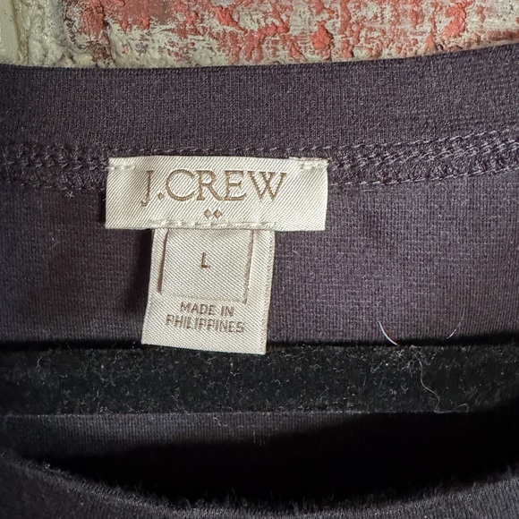 J.Crew Black Flutter Sleeve Tee Shirt Size Large Minimal Classic - Picture 2 of 4